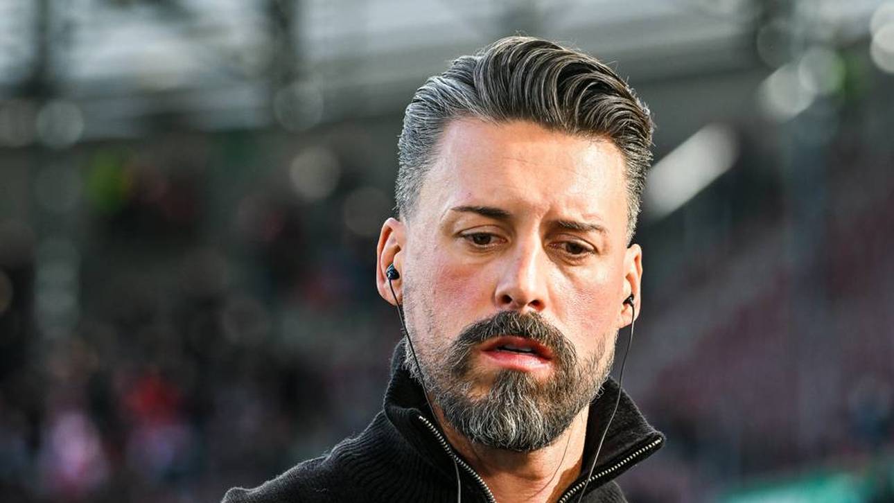 Augsburg-Trainer Sandro Wagner steht in der Kritik
