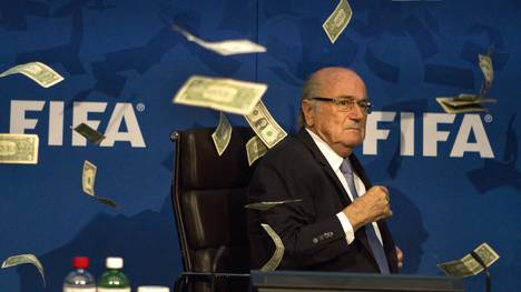 Sepp Blatter meldet sich nach der WM 2026 zu Wort und kritisiert seinen Nachfolger als FIFA-Präsident, Gianni Infantino. 