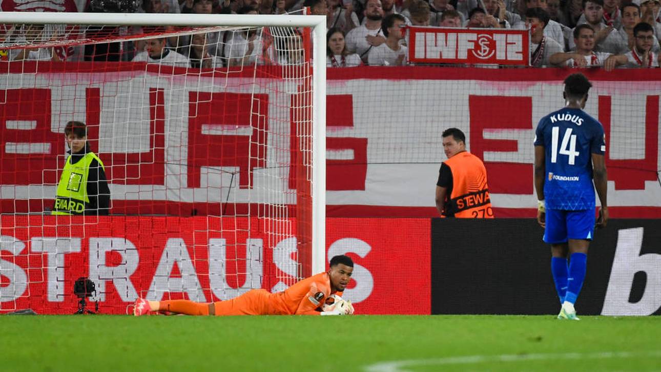 Torwartfehler! Freiburg unglücklich