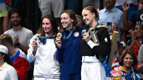 Isabel Gose (r.) sicherte sich bei Olympia Bronze über 1500 Meter Freistil