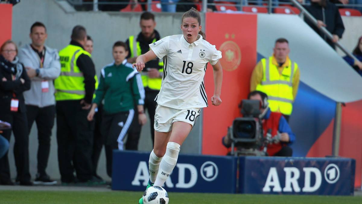 MELANIE LEUPOLZ: Die 25-Jährige traf in ihren 57 Länderspielen acht Mal und geht in der Frauen-Bundesliga für den FC Bayern München auf Torejagd