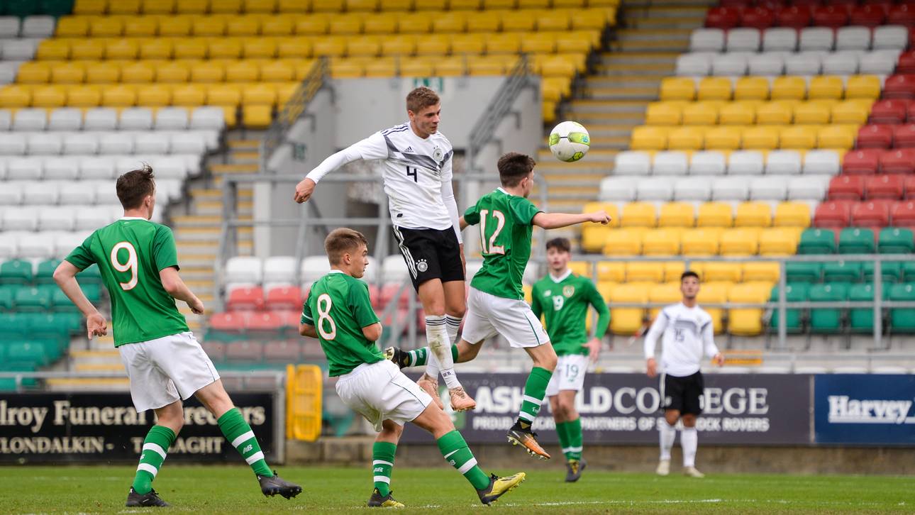 U17-Junioren gewinnen Turnier
