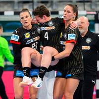 Die deutschen Handballerinnen machen die Qualifikation für die EM perfekt - und bangen um Alina Grijseels.