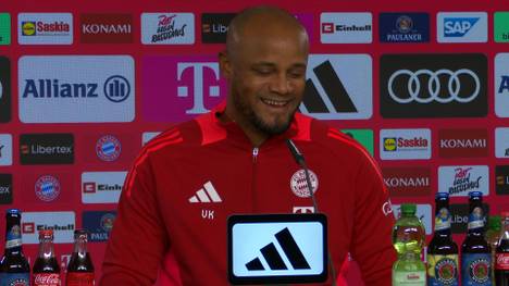 Eigentlich wollte Vincent Kompany die Pressekonferenz bereits verlassen. Doch ein junger Reporter nutzt die Gunst der Stunde und stellt eine letzte wichtige Frage. Ganz zur Erheiterung des Trainers.