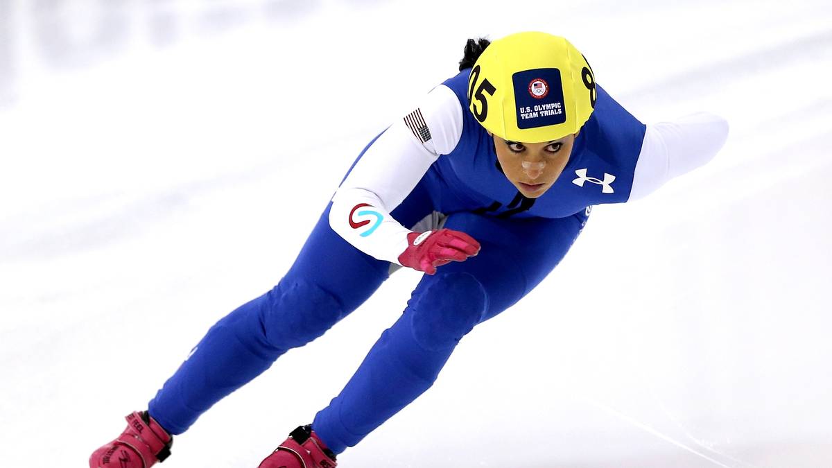  Allison Baver ist eine Short-Trackerin aus den USA. Ob im Rennanzug...