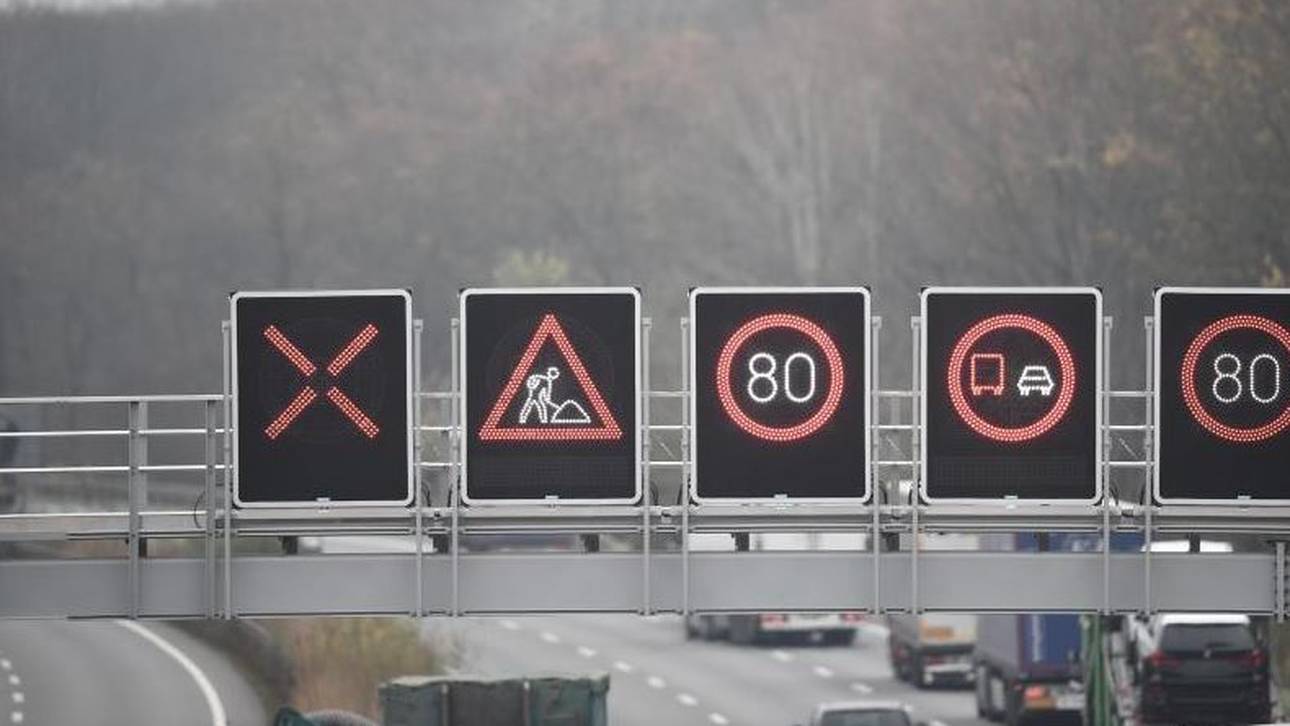 Raserstrafe bei gesperrter Spur