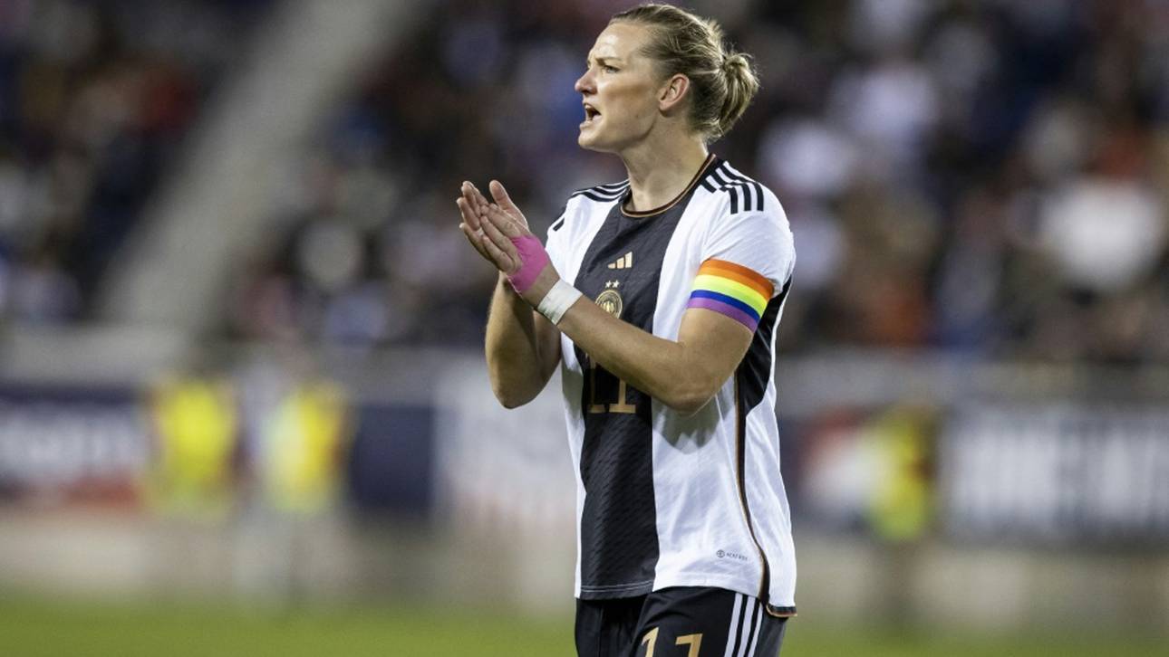 Popp ist Nationalspielerin des Jahres