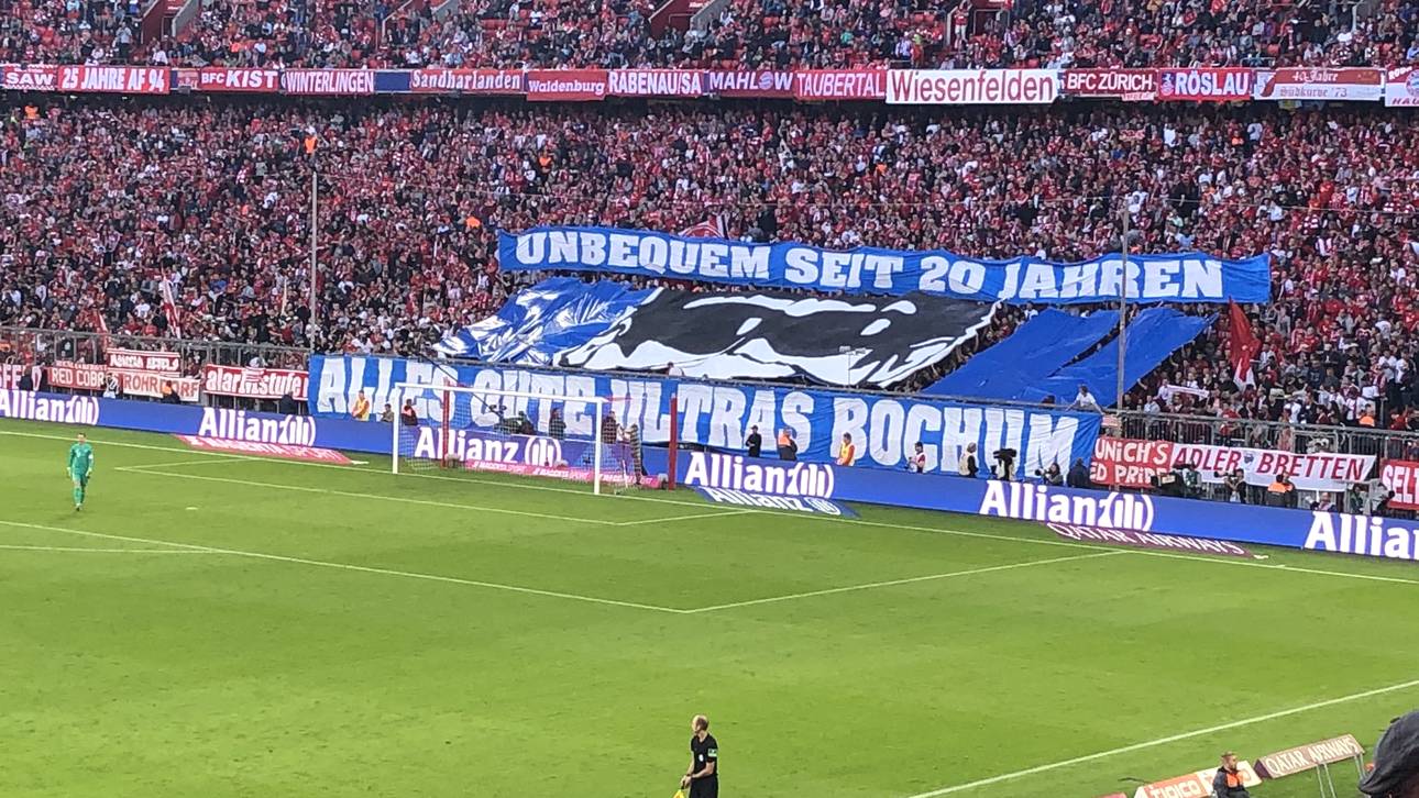 FCB-Fans grüßen Bochum-Ultras