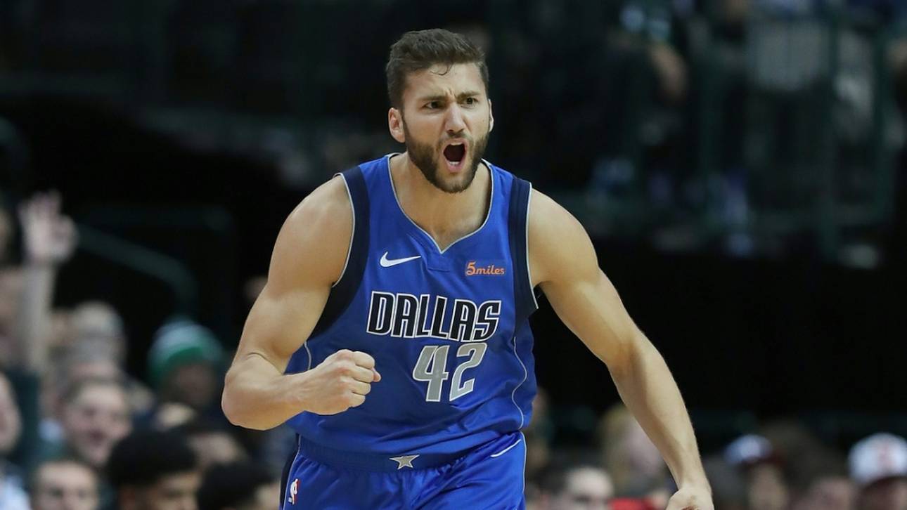 Kleber gratuliert Schröder zum Deal