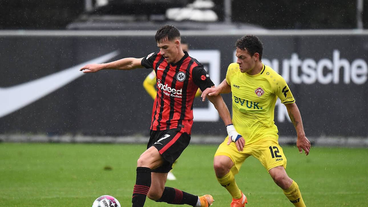Neuzugang Ajdin Hrustic (l.) braucht noch Eingewöhnungszeit nach seinem Wechsel vom FC Groningen.