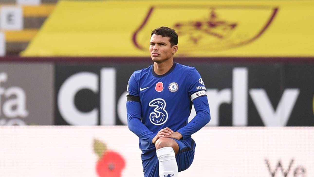 England: Fußballprofis wollen weiter gegen Rassismus aufs Knie gehen