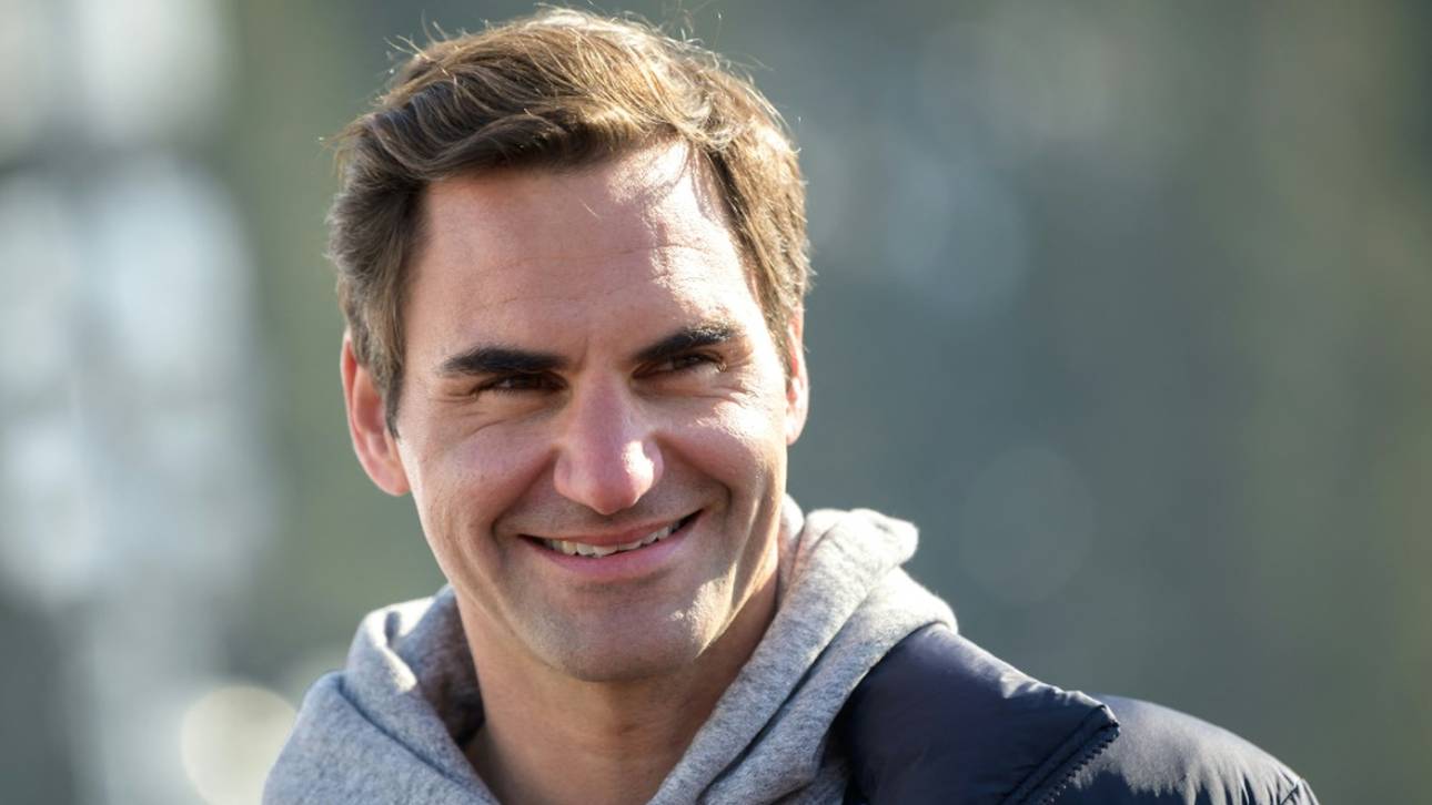 Federer mit großer Geste