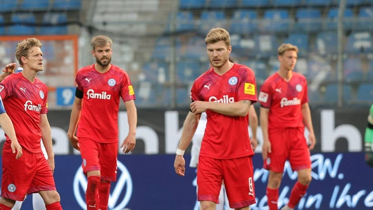 Kiel verspielt 2:0-Führung und tritt auf der Stelle