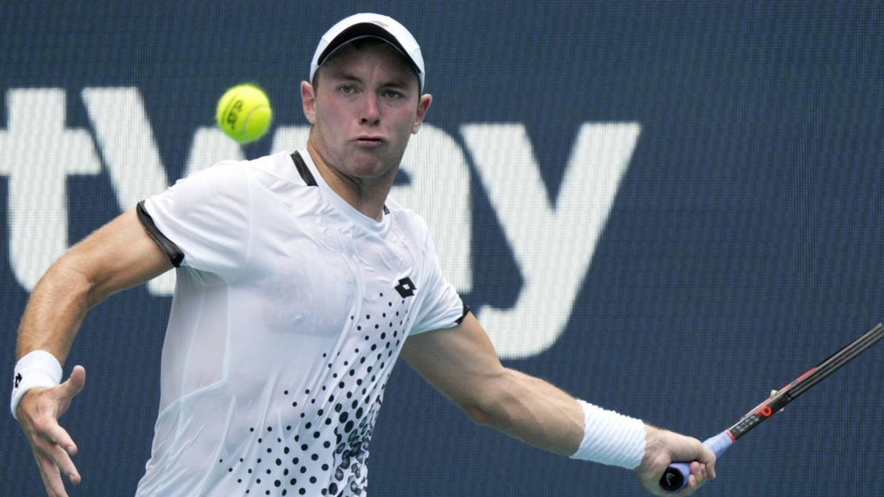 Koepfer kämpft sich in Runde zwei