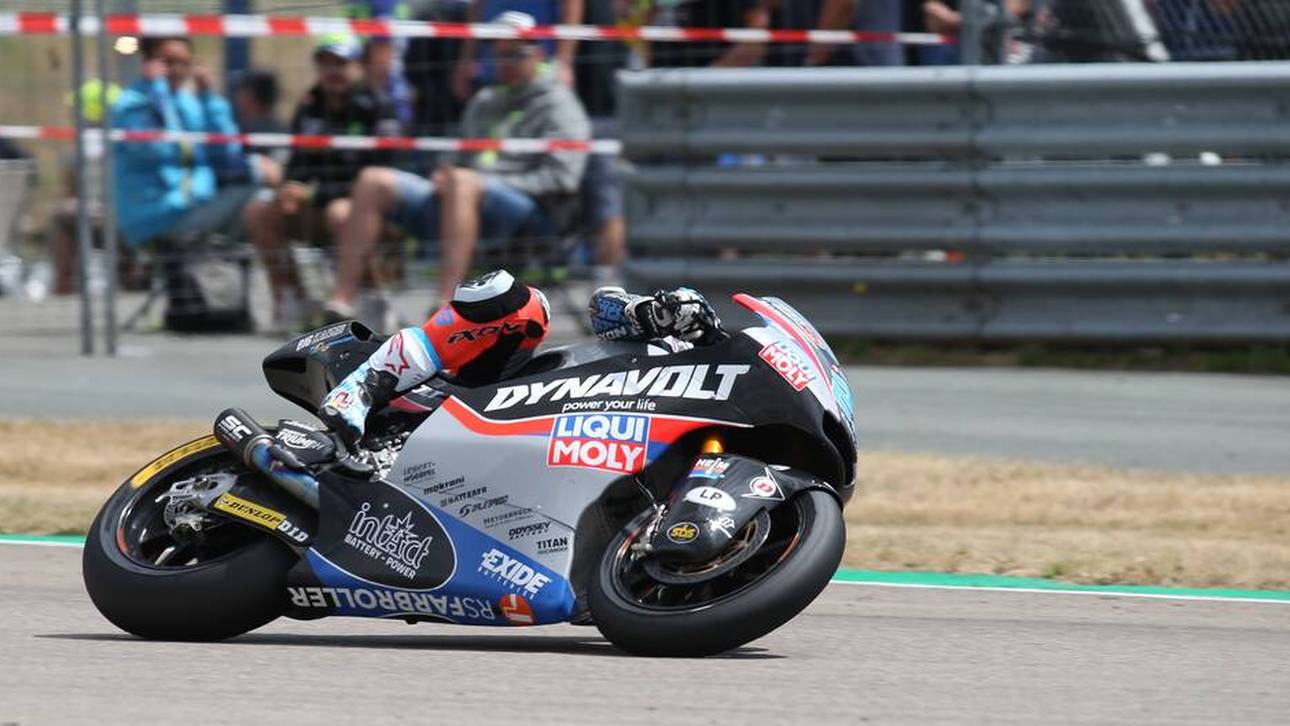 Schrötter stürzt bei Jubiläum