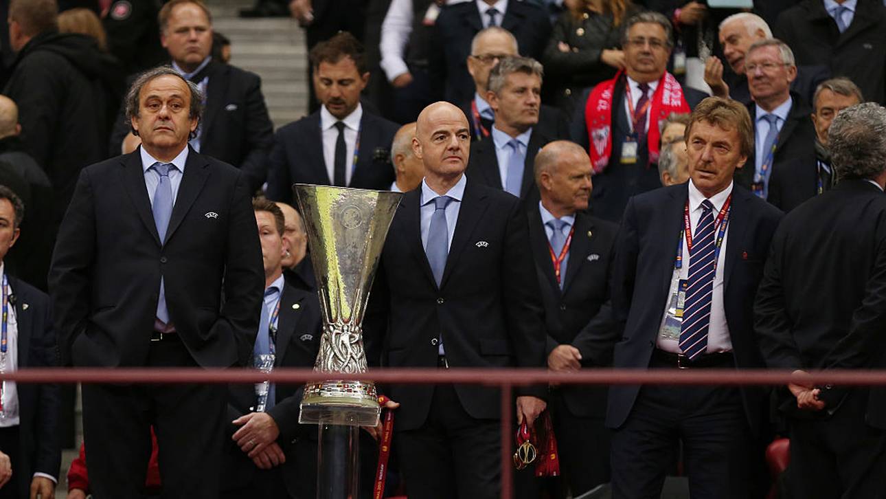 Platini fordert Infantino-Rücktritt