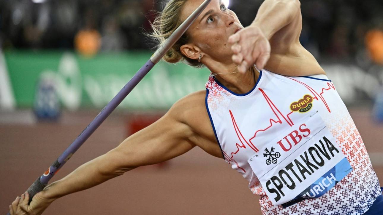 Speerwurf-Weltrekordlerin hört auf