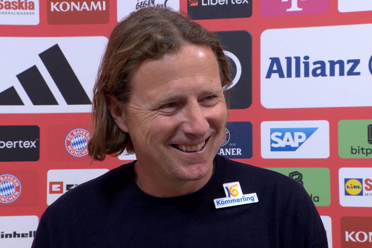 Zwischen Mainz und Bayern kommt es in der ersten Halbzeit zu einer hitzigen Szene. FSV-Trainer Bo Henriksen erklärt, was in der Szene passiert ist. 