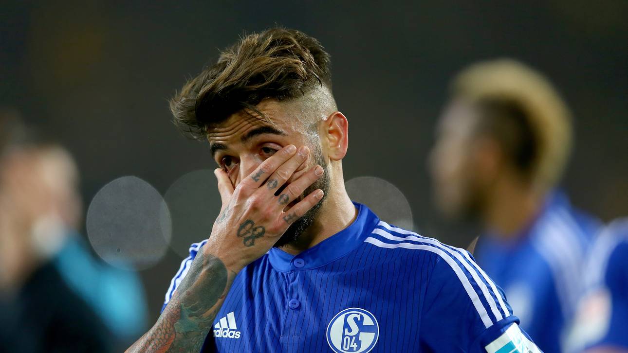 Borussia Dortmund v FC Schalke 04 - Bundesliga