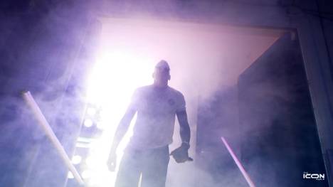 Das haben Hamburger Fans der Icon League nicht erwartet. Rapper Gzuz kommt als Überraschungsgast und lässt die Halle beben. 