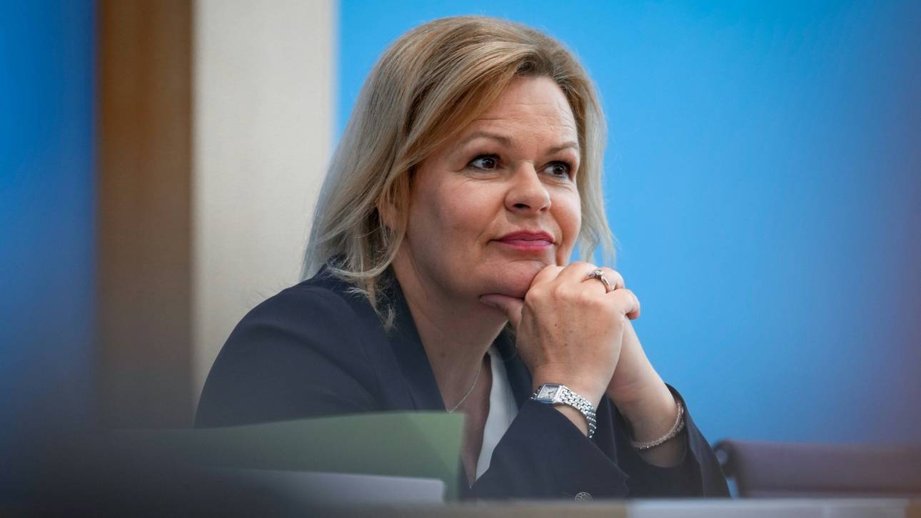 Faeser weiht Sportbox in Berlin ein