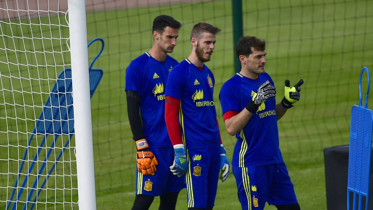 Torwartfrage bei Spanien weiter offen