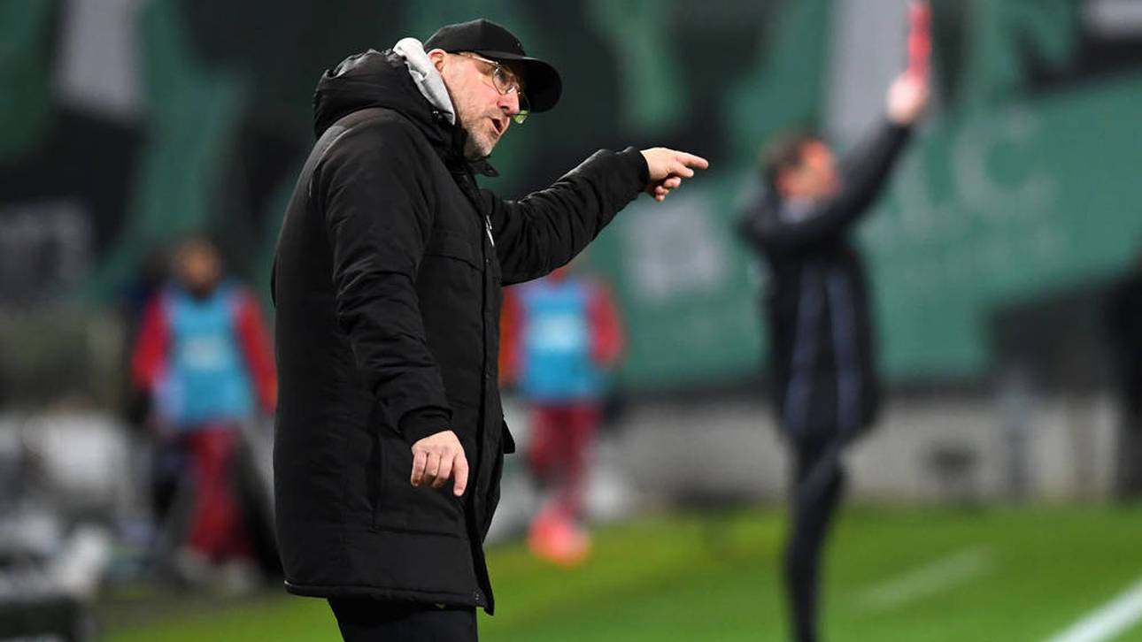 Sascha Hildmann gestikuliert