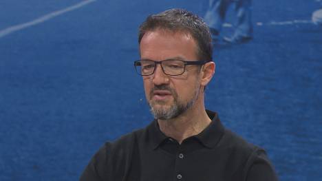 Fredi Bobic spricht im CHECK24 Doppelpass über die aktuelle Lage auf dem Transfermarkt und erklärt, warum in Zeiten von Corona die Ausstiegsklauseln aktuell "nichts wert" sind.