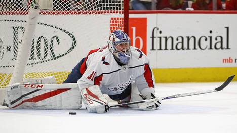 Philipp Grubauer hütet das Tor der Washington Capitals  in der NHL