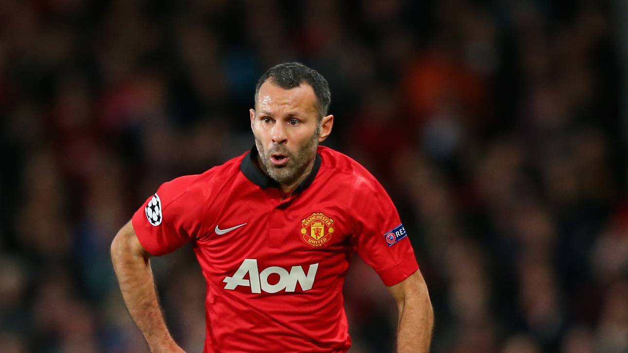 Manchester United v Real Sociedad de Futbol - UEFA Champions League Er war der unumstrittene Chef der Red Devils. Über 900 Spiele aboslvierte Ryan Giggs für Manchester United
