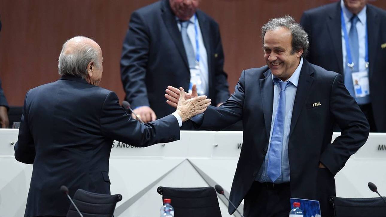 Sepp Blatter und Michael Platini auf dem 65. FIFA-Kongress in Zürich am 29. Mai 2015