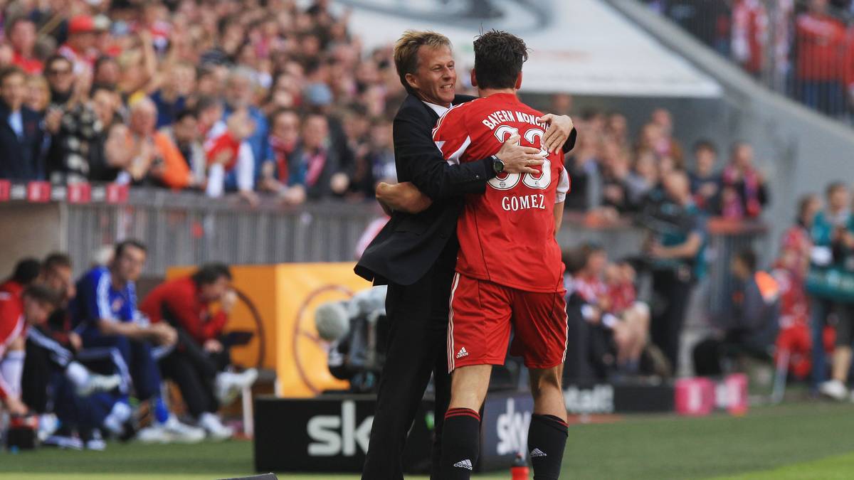 ANDRIES JONKER: Van Gaals Co-Trainer durfte bleiben, betreute die Mannschaft bis zum Saisonende und gab dabei durchaus eine ordentliche Figur ab