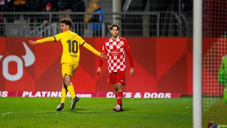 Noah Darvich erzielte in der Youth League gegen Mainz ein Tor für den FC Barcelona