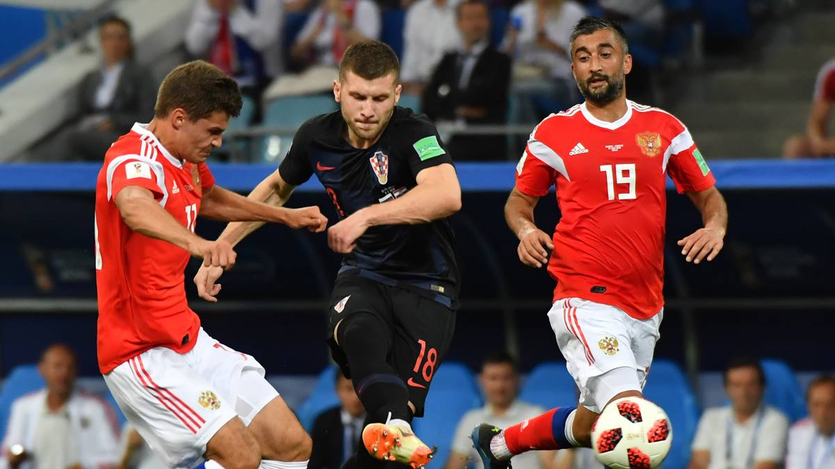 Kroatiens Weg ins Halbfinale - VORRUNDE:
Kroatien - Nigeria 2:0
Argentinien - Kroatien 0:3
Island - Kroatien 1:2
ACHTELFINALE: Kroatien - Dänemark 4:3 n.E.
VIERTELFINALE: Russland - Kroatien 5:6 n.E.