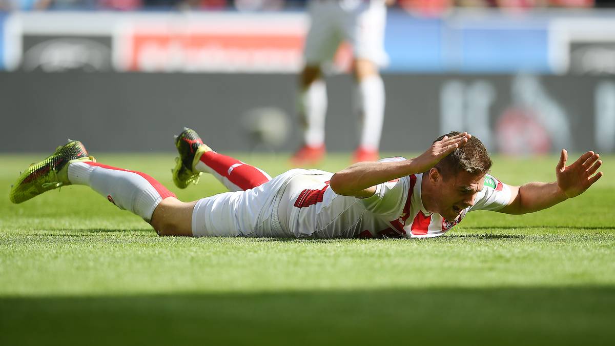 Simon Terodde ist bedient, der Kölner Klassenerhalt nur noch illusorisch