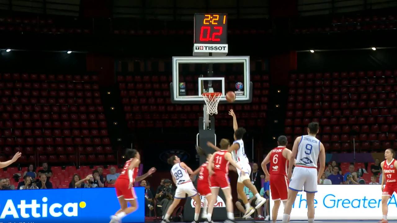 Aufregung bei Basketball-EM: Wie kann dieser Korb nicht zählen?