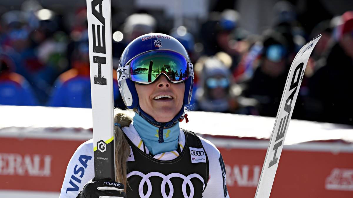 "Schade, dass ich nicht noch einige Jahre fahren kann", sagte sie. "Es fehlt nicht an Motivation, Hingabe oder Willen, es fehlt an Knorpel. Mein Körper sagt mir: es ist genug!" Sie wolle eines Tages "mit meinen Kindern ohne Schmerzen Skifahren." Deshalb müsse sie bald aufhören: "Es gibt ein Leben nach dem Sport"