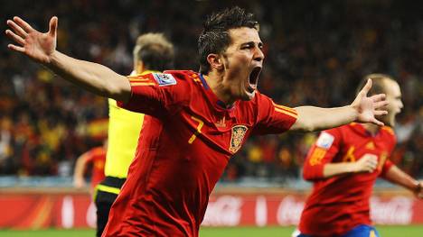 David Villa ist Welt- und Europameister und einer der erfolgreichsten Stürmer aller Zeiten. 2019 hat er seine Karriere beendet. Wir blicken zurück.