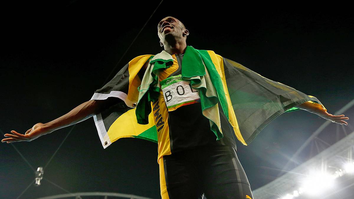 "Seht her, ich bin der Größte", sagt Bolt nach dem Rennen und demonstriert dies auch vor den Zuschauern