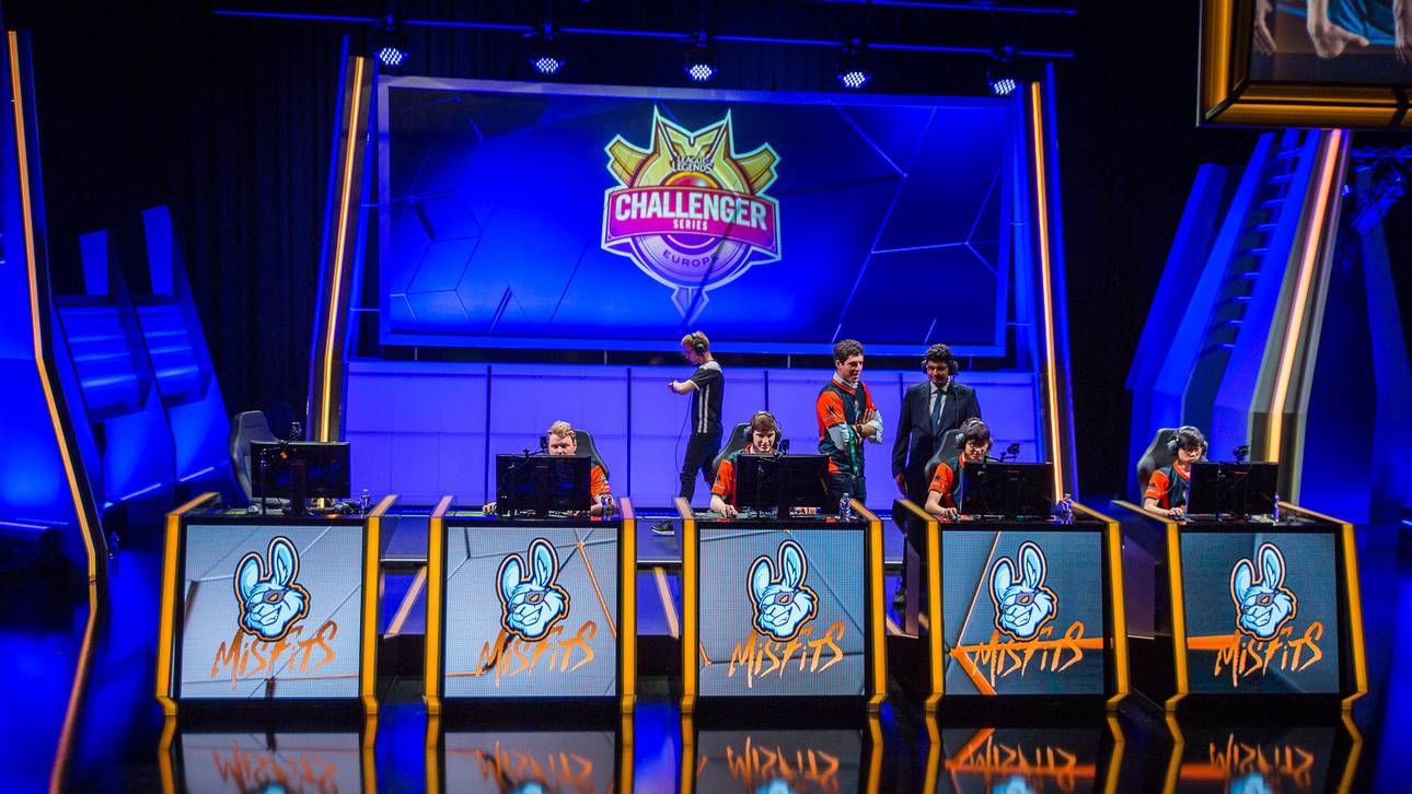 S04, PSG und ihre Kontrahenten