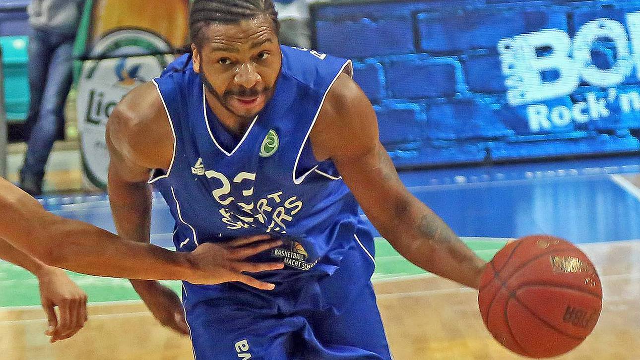 Skyliners geben MVP Rentenvertrag