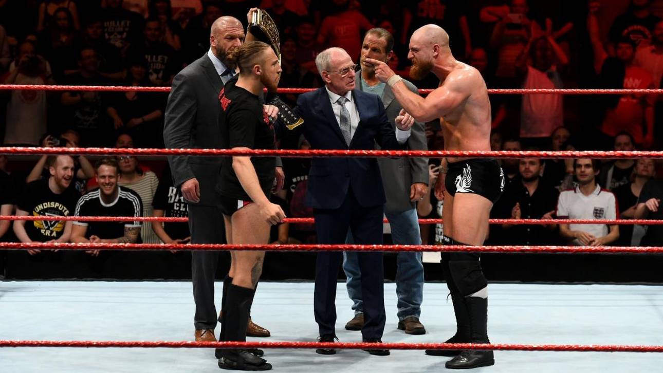 Kracher-Start für neue WWE-Show