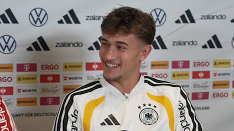 Die deutsche U21-Nationalmannschaft hat in der EM-Qualifikation 6:0 gegen Malta gewonnen. Bayern-Profi Tom Bischof glänzte dabei als Dreierpacker - und offenbart, wo der Spielball gelandet ist. 