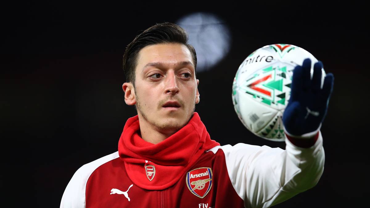 PLATZ 2: MESUT ÖZIL (FC Arsenal) - 17,9 Millionen Euro (vorher rund sieben Millionen Euro, Platz 21)