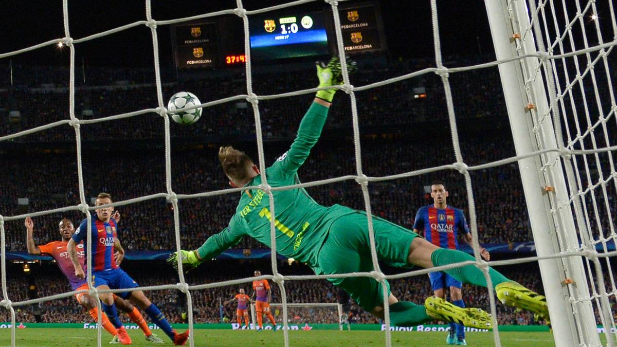 PLATZ 1: MARC-ANDRE TER STEGEN (FC Barcelona) - Jede Woche aufs Neue überschlagen sich die spanischen Medien, wenn sie über den Ex-Gladbacher schreiben. "Messi mit Handschuhen titelte die "Marca", nachdem ter Stegen auch von Juventus Turin nicht bezwungen werden konnte
