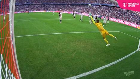 Jugend forscht in der Allianz Arena. Gegen Tottenham fangen die Bayern-Talente das Zaubern an. Jonah Kusi-Asare und Paul Wanner sorgen in sehenswerter Co-Produktion für den 4:0-Endstand. 