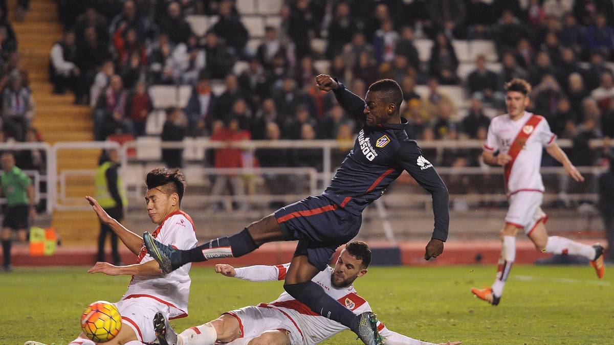 JACKSON MARTINEZ: Auch der Mega-Transfer des Kolumbianers von Atletico Madrid zu Guangzhou Evergrande sorgte 2016 für Wirbel. Der Stürmer kostete 42 Millionen Euro. Inzwischen spielt er auf Leihbasis in Portugal bei Portimonense