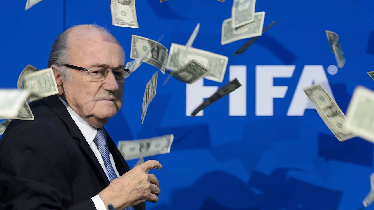 Echte Dollars bei Blatter-Geldregen