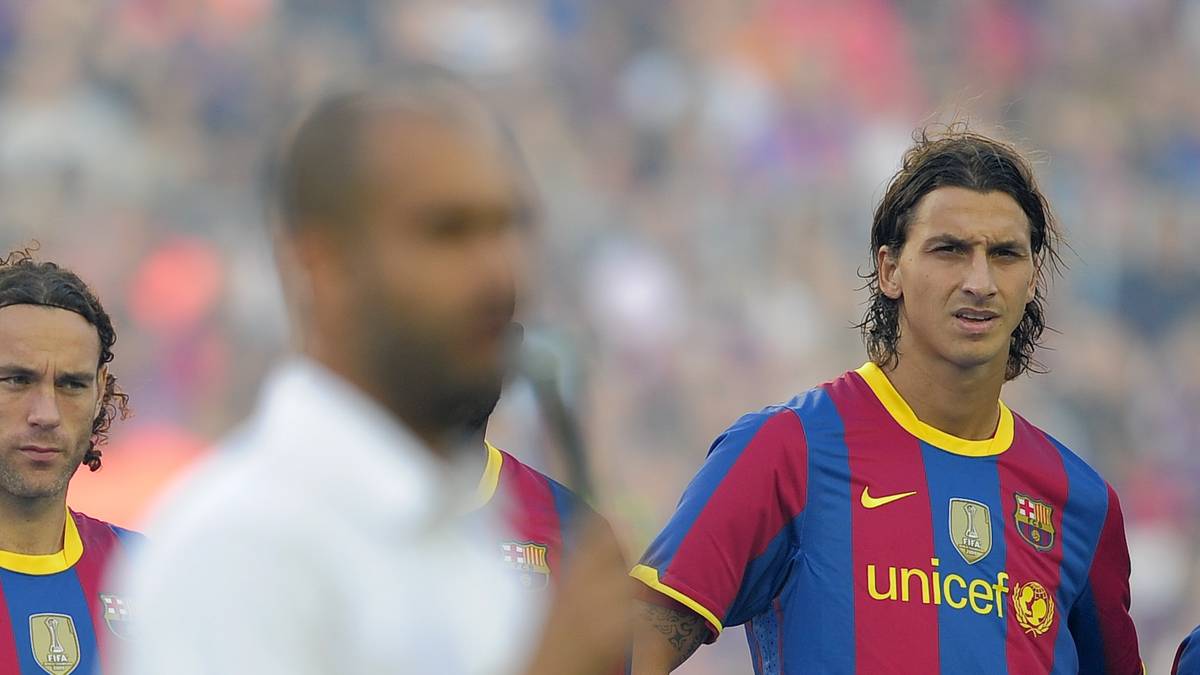 Ibrahimovic verlangte schließlich, zum AC Mailand weiterverkauft zu werden - angeblich unter Androhung körperlicher Gewalt gegen Guardiola (erzählte später ein Mitglied von Barcas Trainerstab). Auch nach seinem Abgang setzte Ibrahimovic immer wieder verächtliche Spitzen gegen Guardiola