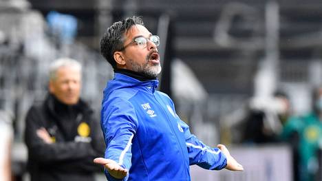 In "2 nach 10" diskutieren Matthias Becker und Hartwig Thöne über die Situation auf Schalke. Der Trainer gerät immer mehr in den Fokus.